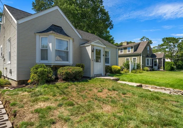 Photo 4 of Sale Pending at 434 Eldridge St, Fall River, MA 02720 | MLS# 73565371 | Listing updated on 2026-09-02