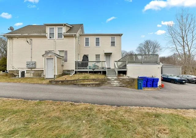 4th image of 76 Plain St, Taunton, MA 02780 | MLS# 73473133