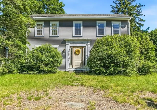 Homes for sale in Upton, MA | 5 Pleasant St, Upton, MA 01568 | MLS# 73530168
