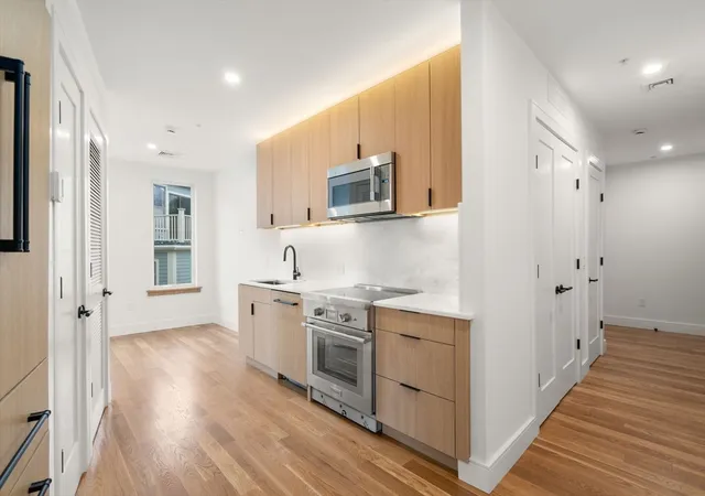 2nd image of 58 Kent #U304, Brookline, MA 02445 | MLS# 73560136