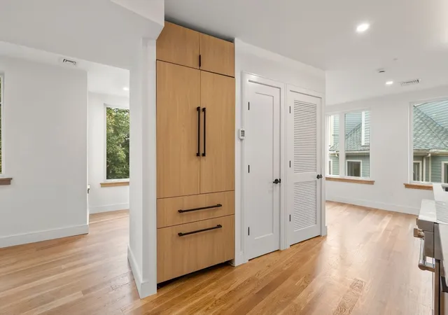 Listing Photo 4 - Condo for sale in building located at 58 Kent, Brookline, MA 02445 - Unit #U304