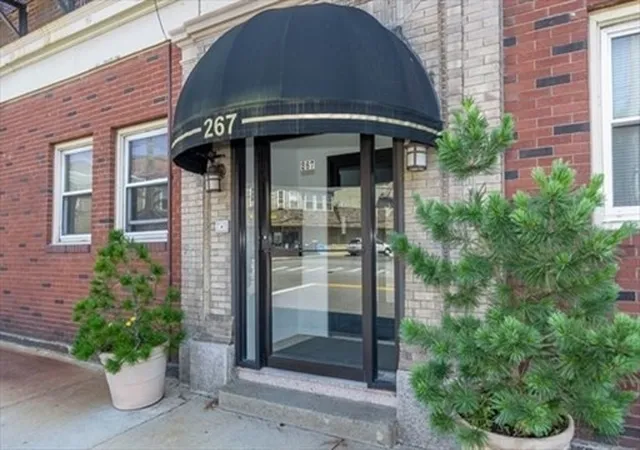 10th image of 267 Washington Ave #6, Winthrop, MA 02152 | MLS# 73549060