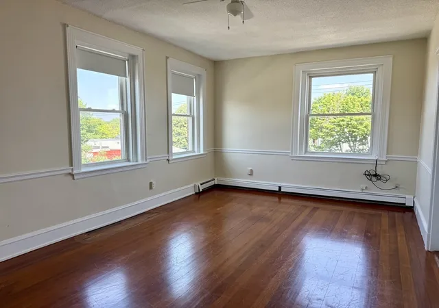 2nd image of 267 Washington Ave #6, Winthrop, MA 02152 | MLS# 73549060