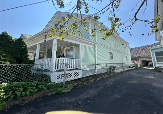 Homes for sale in Somerville, MA | 232 Pearl St, Somerville, MA 02145 | MLS# 73410452