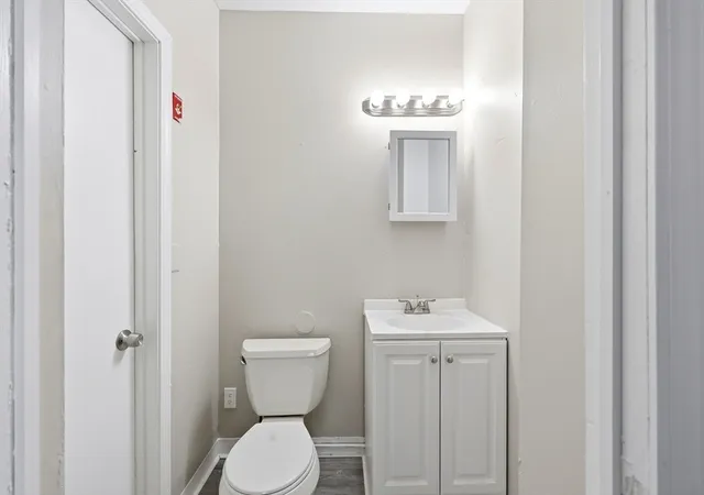 Photo 3 of Single family home for sale at 9 Owens Pl, Holyoke, MA 01040 | MLS# 73514678 | Listing updated on 2026-10-09