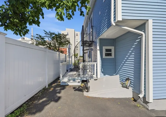 17th image of 34 Underhill St #4, Winthrop, MA 02152 | MLS# 73529956