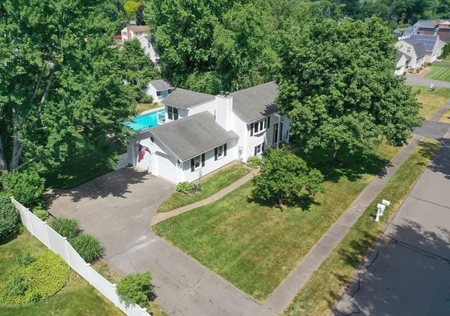 Homes for sale in Agawam, MA | 123 Mallard Circle, Agawam, MA 01001 | MLS# 73537779