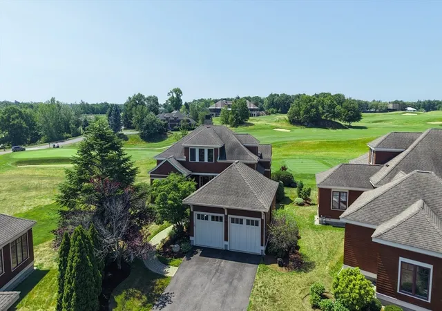 2nd image of 24 Black Rock Dr #24, Hingham, MA 02043 | MLS# 73552895