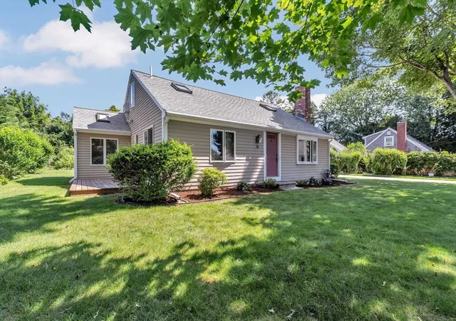 2nd image of 18 Clearview Avenue, Falmouth, MA 02540 | MLS# 73554127