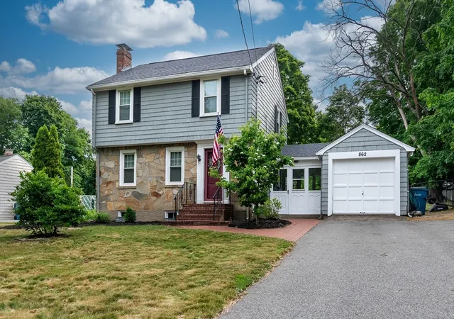 Homes for sale in Canton, MA | 862 Pleasant Street, Canton, MA 02021 | MLS# 73541115