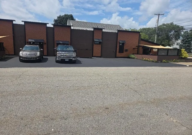 2nd image of 609 Armistice, Pawtucket, RI 02861 | MLS# 73565027
