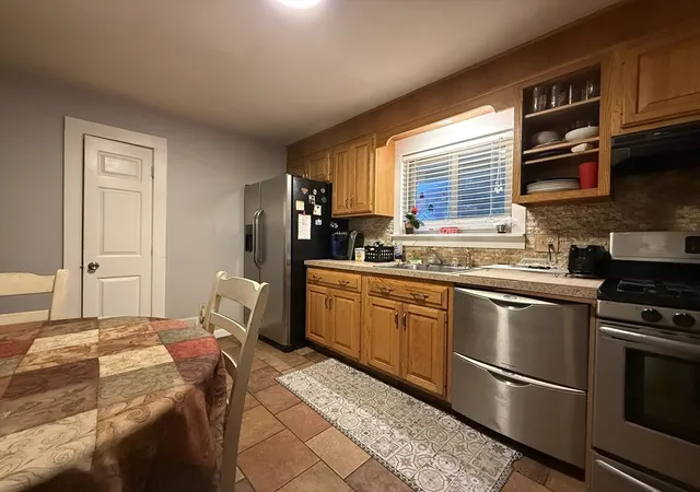 Homes for sale in New Bedford, MA | 178 Lafayette St, New Bedford, MA 02745 | MLS# 73448999