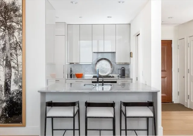 4th image of 1 Dalton St #4705, Boston, MA 02115 | MLS# 73544769