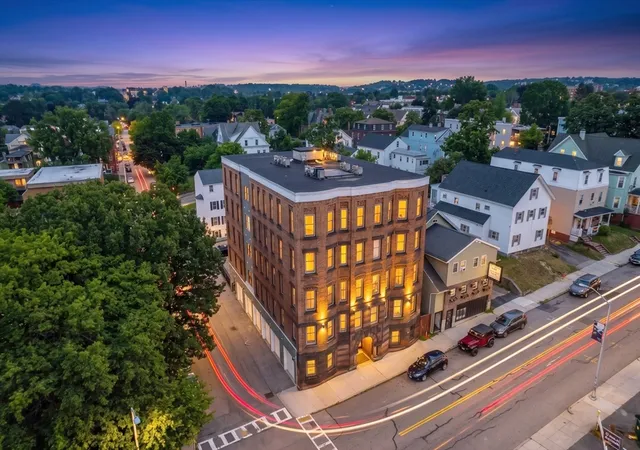 1st image of 257 Pleasant St #7, Worcester, MA 01609 | MLS# 73553515