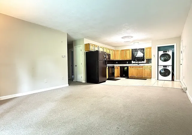 Photo 3 of Sale Pending at 93 Ctr Depot Rd #53, Charlton, MA 01507 | MLS# 73563017 | Listing updated on 2026-10-01