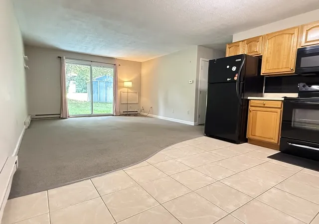 Photo 4 of Sale Pending at 93 Ctr Depot Rd #53, Charlton, MA 01507 | MLS# 73563017 | Listing updated on 2026-10-01