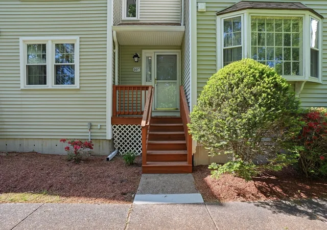 35th image of 107 Patrick Rd #107, Tewksbury, MA 01876 | MLS# 73530309