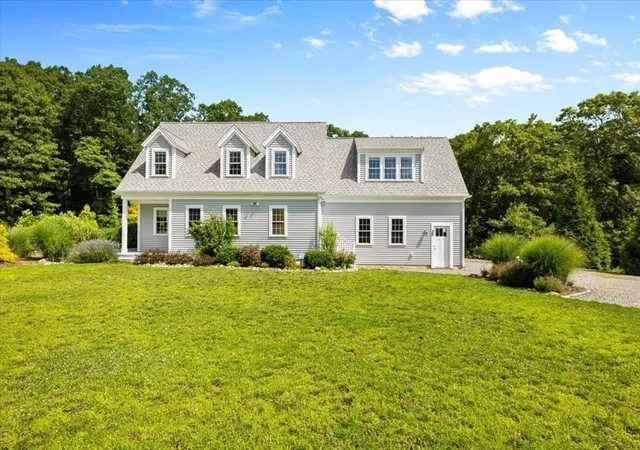 2nd image of 20 Durham Dr, East Falmouth, MA 02536 | MLS# 73560823