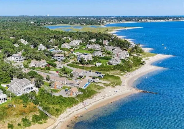 4th image of 48 Glover Sq, Chatham, MA 02633 | MLS# 73508434