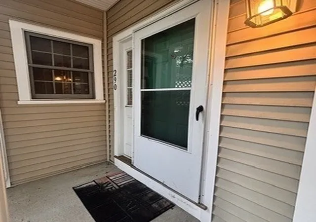 Homes for sale in Braintree, MA | 290 Allerton Commons Ln #290, Braintree, MA 02184 | MLS# 73547982