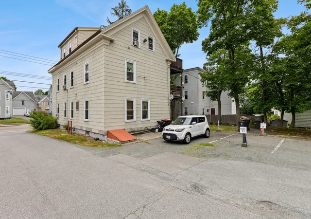 32nd image of 282 Belmont St, Brockton, MA 02301 | MLS# 73564659
