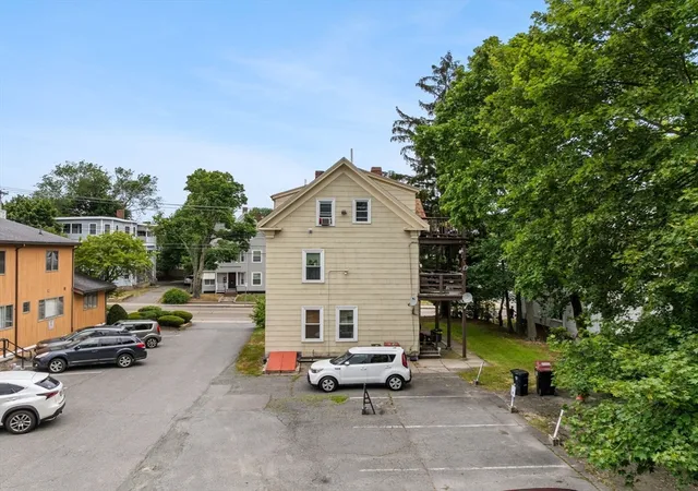 Listing Photo 4 - Condo for sale in building located at 282 Belmont St, Brockton, MA 02301