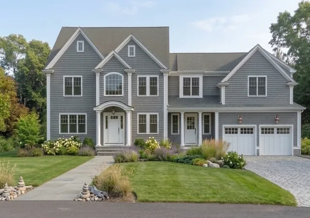 2nd image of 35 B Allen Pl, Scituate, MA 02066 | MLS# 73554544