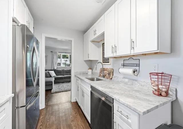 Photo 3 of Sale Pending at 33 Deer Pond Dr, Leicester, MA 01524 | MLS# 73568747 | Listing updated on 2026-09-17