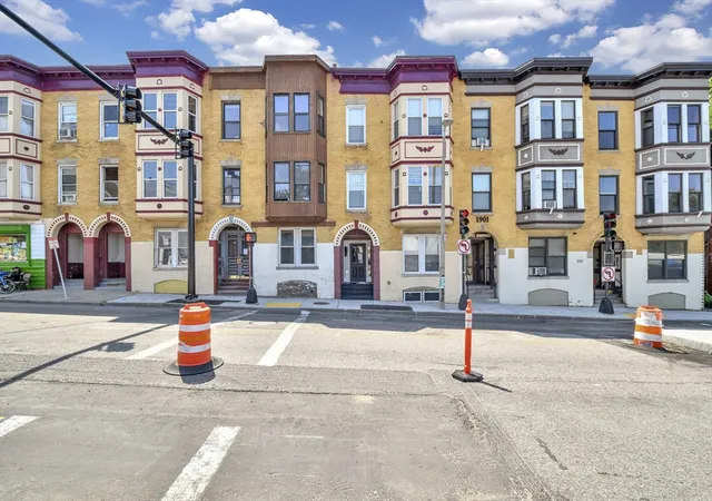 11th image of 1903 Columbus Ave, Roxbury, MA 02119 | MLS# 73496403