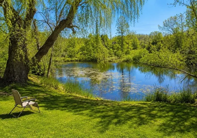 11th image of 936 Stoney Hill Rd, Wilbraham, MA 01095 | MLS# 73526490
