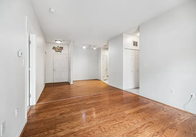 Photo 4 of Sale Pending at 21 Hampshire Rd #105, Methuen, MA 01844 | MLS# 73557424 | Listing updated on 2026-09-15