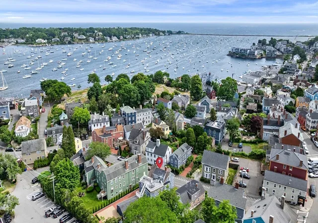 Homes for sale in Marblehead, MA | 12 Darling Street, Marblehead, MA 01945 | Houzeo