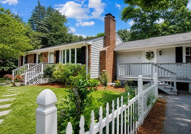 Homes for sale in North Attleboro, MA | 344 Old Post Rd, North Attleboro, MA 02760 | MLS# 73545647