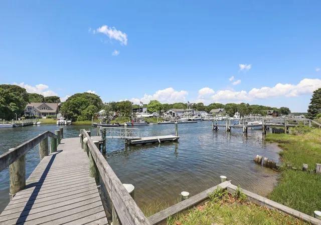 Homes for sale in Mashpee, MA | 379 Monomoscoy Rd, Mashpee, MA 02649 | MLS# 73542766