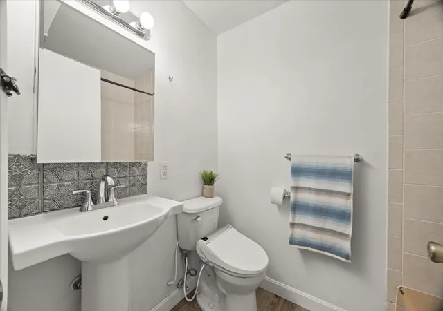 5th image of 171 Highland St, Taunton, MA 02780