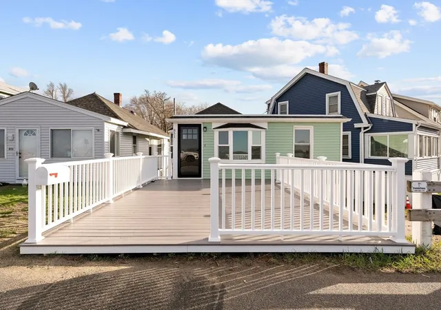 Photo 3 of Sale Pending at 851 Quincy Shore Dr, Quincy, MA 02170 | MLS# 73562532 | Listing updated on 2026-09-17