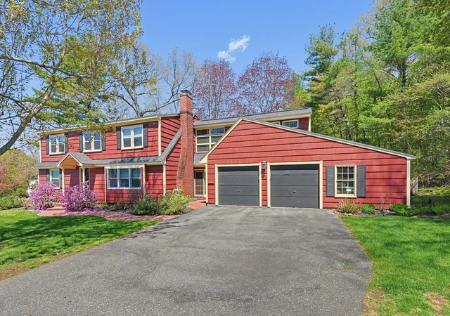 Homes for sale in Andover, MA | 27 Lincoln St, Andover, MA 01810 | MLS# 73545533