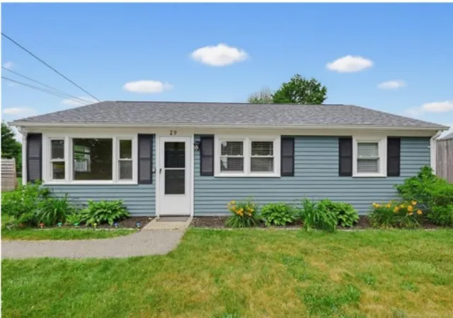 Homes for sale in Bristol, RI | 29 Rosedale Dr, Bristol, RI 02809 | MLS# 73542428