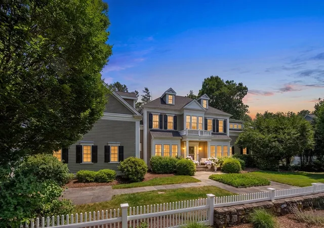 1st image of 120 Deerfield Ln, Hanover, MA 02339 | MLS# 73545715