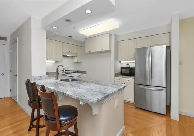Photo 3 of Sale Pending at 501 Commerce Dr #3119, Braintree, MA 02184 | MLS# 73556896 | Listing updated on 2026-08-21