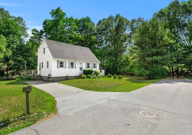 42nd image of 52 Applewood, Billerica, MA 01821 | MLS# 73540321