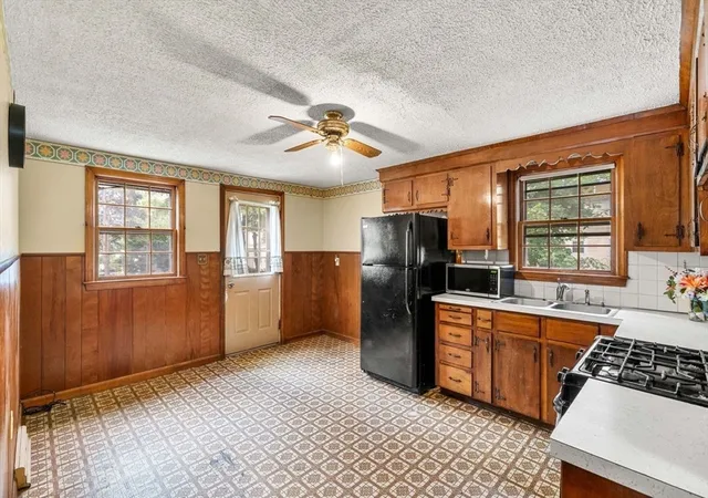 5th image of 52 Applewood, Billerica, MA 01821 | MLS# 73540321