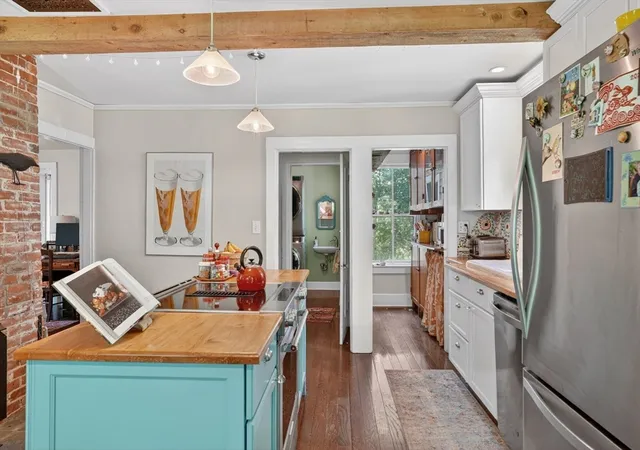 Photo 4 of Single family home for sale at 41 Cook Rd, Vineyard Haven, MA 02568 | MLS# 73559180 | Listing updated on 2026-08-15