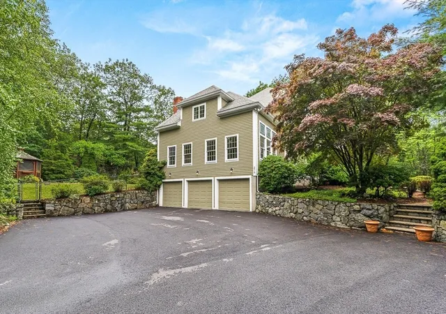 Homes for sale in Winchester, MA | 276 High Street, Winchester, MA 01890 | MLS# 73496396