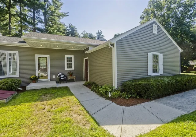 3rd image of 6 Joan St, Wilbraham, MA 01095 | MLS# 73565321