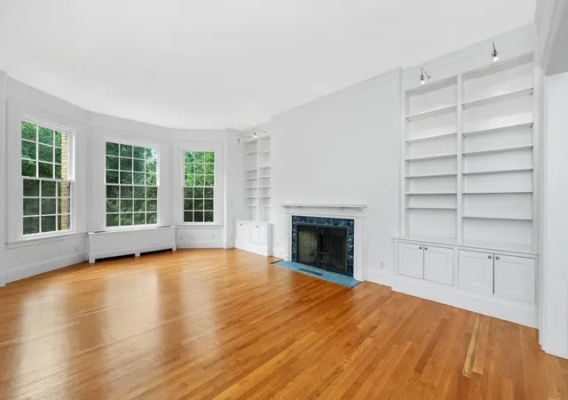 Listing Photo 5 - Condo for sale in building located at 233 Commonwealth Ave, Boston, MA 02116 - Unit #7