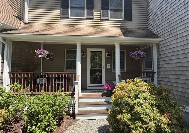 3rd image of 9 Pondview Ave, Pembroke, MA 02359 | MLS# 73545106