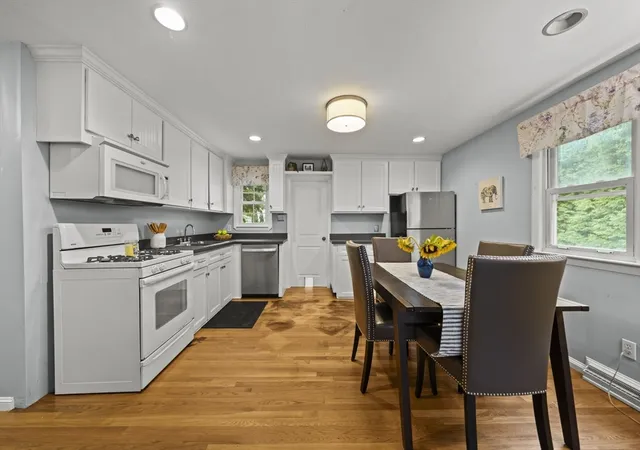 4th image of 134 Marshall Ave, Lowell, MA 01851 | MLS# 73565059