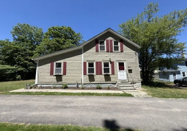 Homes for sale in North Attleboro, MA | 25 Sumner St, North Attleboro, MA 02760 | MLS# 73537874