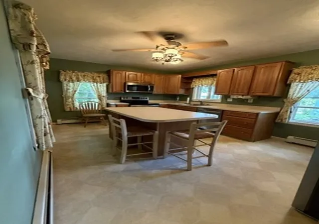 Homes for sale in North Attleboro, MA | 25 Sumner St, North Attleboro, MA 02760 | MLS# 73537874
